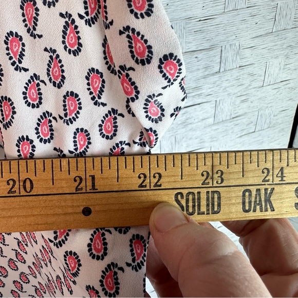 Pleione Anthropologie paisley print dropped shoulder, rolled sleeve tunic top - Picture 9 of 10